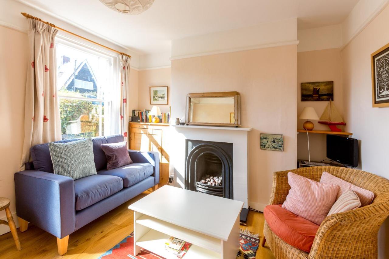 אלדברג 5 Coastguard Cottages מראה חיצוני תמונה